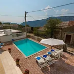 Traumhaftes Mit Privatpool, Tischtennis, Meerblick, 5 Parkplaetzen, Spielbereich Fuer *