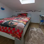 Traumhaftes Mit Privatpool, Tischtennis, Meerblick, 5 Parkplaetzen, Spielbereich Fuer 펜션