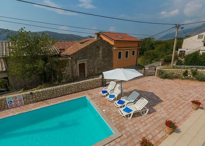 Traumhaftes Mit Privatpool, Tischtennis, Meerblick, 5 Parkplaetzen, Spielbereich Fuer * Grižane