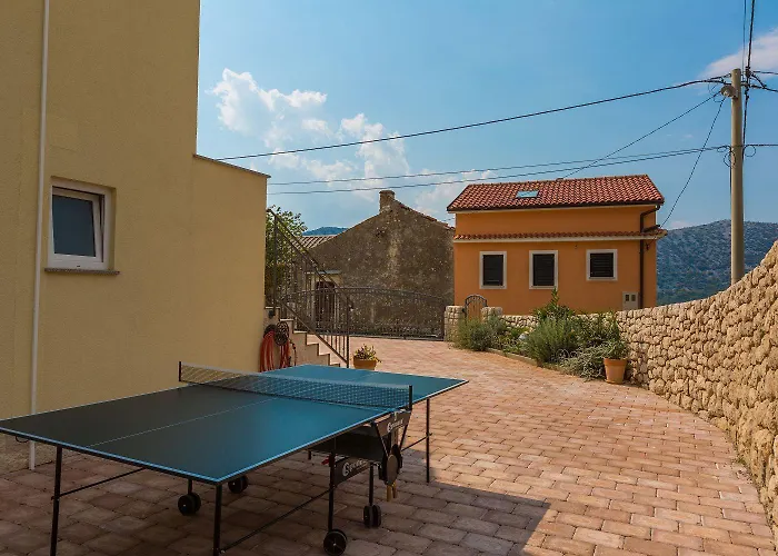 Traumhaftes Mit Privatpool, Tischtennis, Meerblick, 5 Parkplaetzen, Spielbereich Fuer